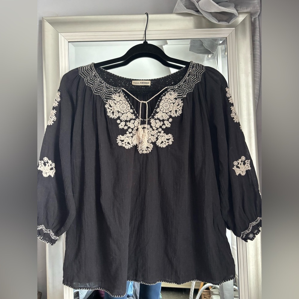 Ulla Johnson Black Embroidered Blouse Cotton Gauzy Flowy Relaxed EUC Tassel Sz 4